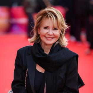 Bang Showbiz / Lulu felt ashamed of her battle with alcohol