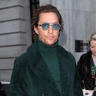 Bang Showbiz / Matthew McConaughey could make a move into politics