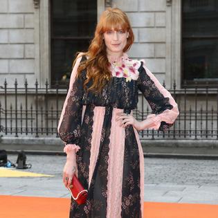 Bang Showbiz / Florence Welch nearly died from ectopic pregnancy