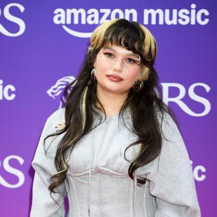 Bang Showbiz / Lola Young cancelled a gig after her stage collapse.