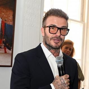 Bang Showbiz / David Beckham was spotted singing along at an Oasis gig in London