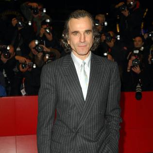 Bang Showbiz / Daniel Day-Lewis was too' inside' the work on his latest film to get distracted by the fact it was being directed by his son.
