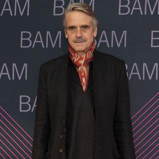 Bang Showbiz / Jeremy Irons has been cast in Highlander
