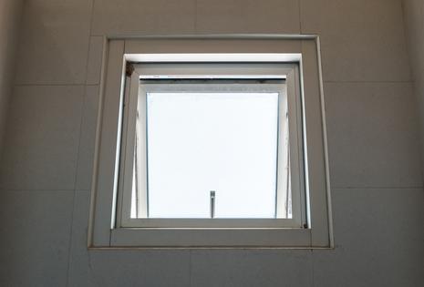 It takes a handy homeowner do this job. (Dreamstime/TCA)