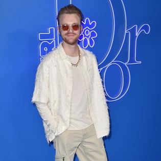 Bang Showbiz / Finneas O'Connell isn't cut out for a life of crime