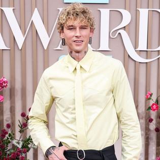 Bang Showbiz / MGK/Machine Gun Kelly has recalled a crazy fan encounter.