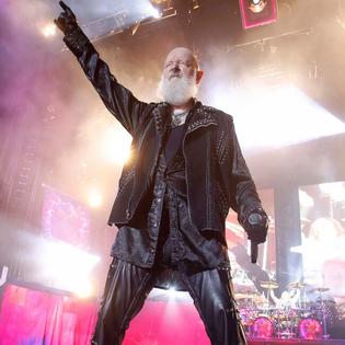 Bang Showbiz / Rob Halford is pleased Ozzy Osbourne approved of War Pigs.