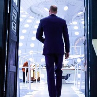 Bang Showbiz / Prince William visited the set of Doctor Who (c) Kensington Palace