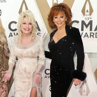 Bang Showbiz / Reba McEntire has set the record straight over AI 'nonsense' involving her pal Dolly Parton