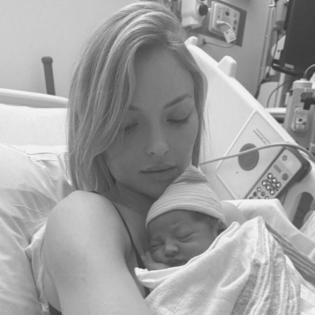 Bang Showbiz / Francesca Eastwood has announced the birth of her second child