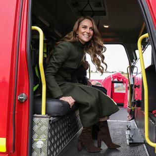 Bang Showbiz / Catherine, Princess of Wales enjoyed a ride in a fire engine