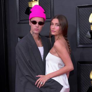 Bang Showbiz / Hailey Bieber tests products on her husband