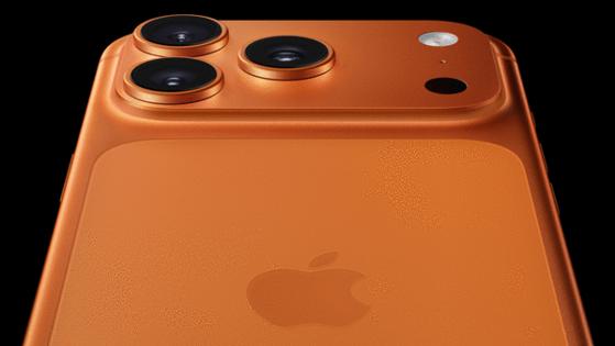Apple/Apple/TNS