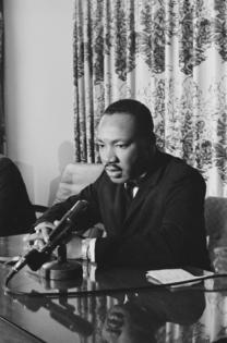 Frank Rockstroh/Michael Ochs Archives/Hulton Archive/GETTY IMAGES NORTH AMERICA/TNS