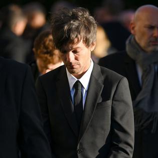 Bang Showbiz / Louis Tomlinson arriving at the funeral of Liam Payne on November 20, 2024.