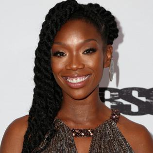 Bang Showbiz / Brandy quit concert to seek medical attention