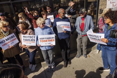Alejandro A Alvarez/The Philadelphia Inquirer/TNS