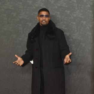 Bang Showbiz / Jamie Foxx wasn't happy when someone threw a bottle