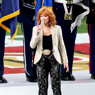 Bang Showbiz / Singer Reba McEntire
