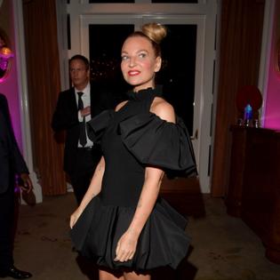 Bang Showbiz / Sia will retain custody of her son