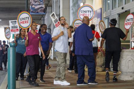 Alejandro A Alvarez/The Philadelphia Inquirer/TNS