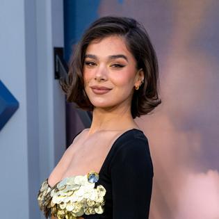 Bang Showbiz / Hailee Steinfeld has opened up about her mentality