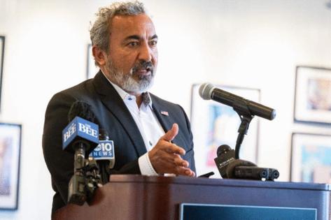 NATHANIEL LEVINE/The Sacramento Bee/TNS