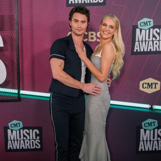 Bang Showbiz / Chase Stokes and Kelsea Ballerini have split again