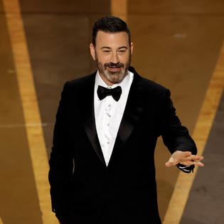 Bang Showbiz / Jimmy Kimmel has hit back at Donald Trump