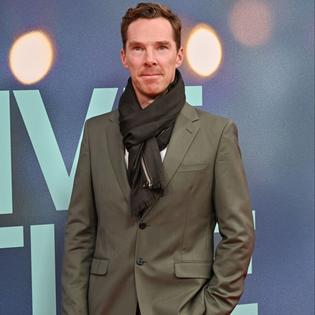 Bang Showbiz / Benedict Cumberbatch feared a crow might 'peck his eye out' in his new film