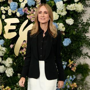 Bang Showbiz / Dana Walden wanted to 'protect' Glee