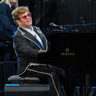 Bang Showbiz / Sir Elton John thinks his vocals are as good as they've ever been