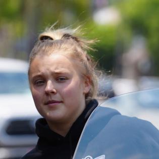 Bang Showbiz / JoJo Siwa is on the mend
