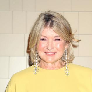 Bang Showbiz / Martha Stewart buries her dead horses on her property