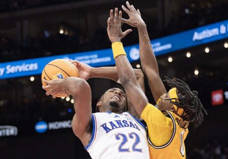 Travis Heying/The Wichita Eagle/The Wichita Eagle/TNS