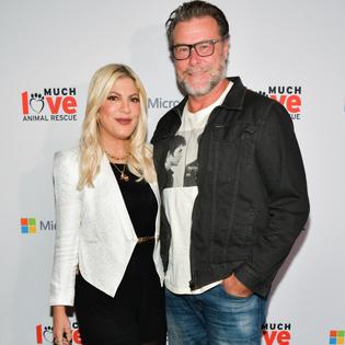 Bang Showbiz / Tori Spelling and Dean McDermott are still very close