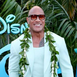 Bang Showbiz / Dwayne Johnson has huge admiration for Brendan Fraser