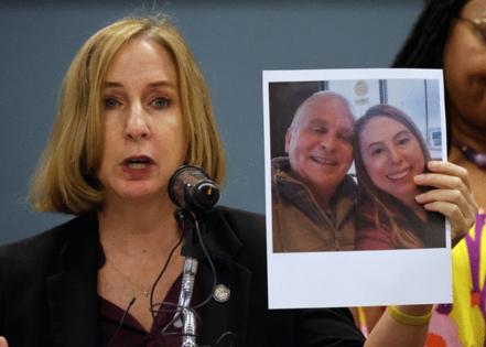 Joe Cavaretta/South Florida Sun Sentinel/TNS