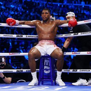 Bang Showbiz / Anthony Joshua gives reason for his boxing failures.