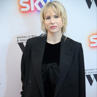 Bang Showbiz / Lucy Punch shares her time between Los Angeles and London