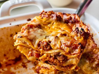 This simple beef and cheese lasagna is a weeknight favorite. (Alex Lepe/TCA)