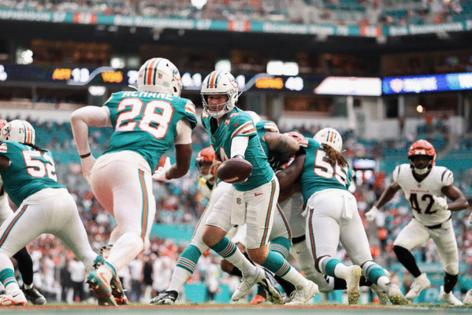 Carmen Mandato/Getty Images North America/TNS