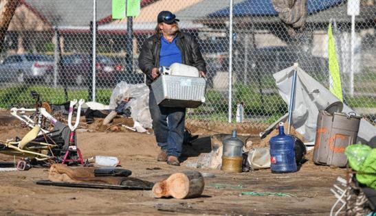 CRAIG KOHLRUSS/The Fresno Bee/TNS