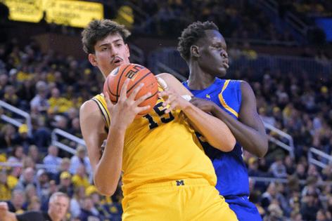 Robin Buckson/The Detroit News/TNS