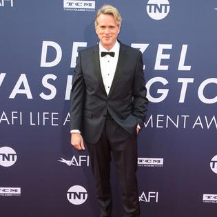 Bang Showbiz / Cary Elwes breaks silence on Rob Reiner's death