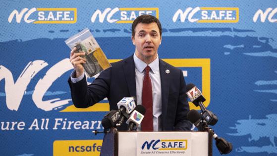 Travis Long/The News & Observer/TNS