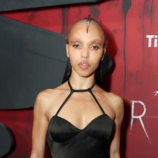 Bang Showbiz / FKA Twigs: 'I was an idiot in my 20s'