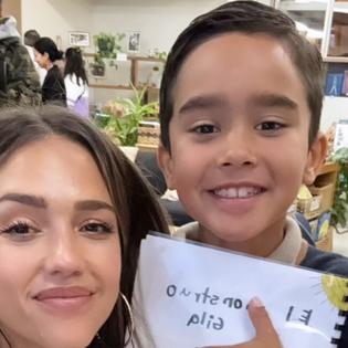 Bang Showbiz / Jessica Alba and her son Hayes / © Instagram