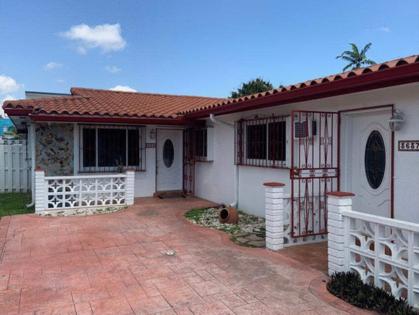 David J. Neal/Miami Herald/TNS