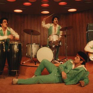 Bang Showbiz / Bruno Mars is back with the funky new tune I Just Might